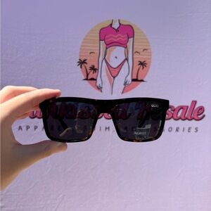 QUAY Let It Run Sunglasses